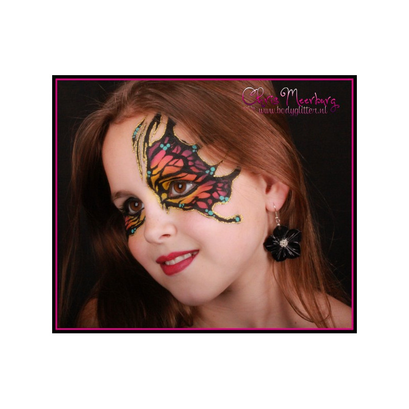  Nice glitter glue by Noddies!