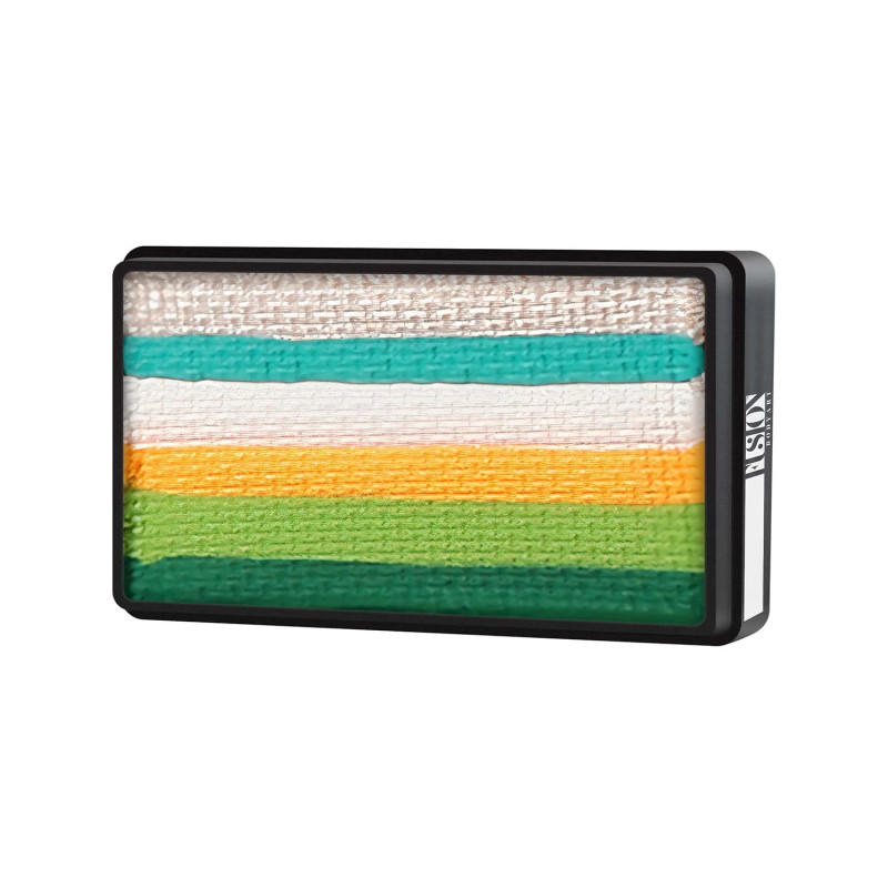 You'll find the most beautiful split cakes at Noddies!